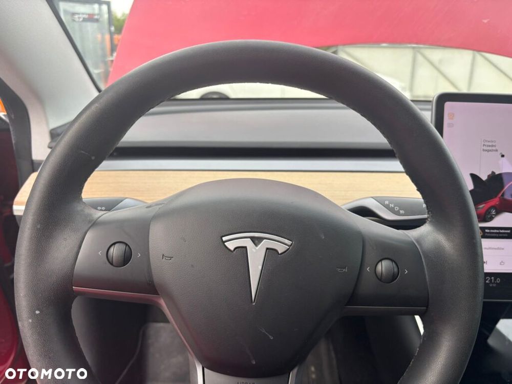 Tesla Model 3 - 7