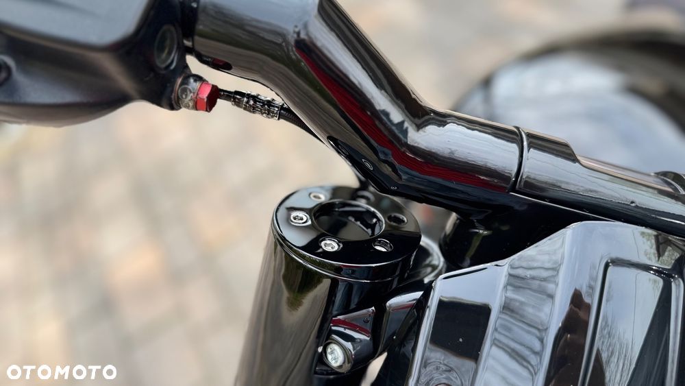 Harley-Davidson FXSB Breakout - 11