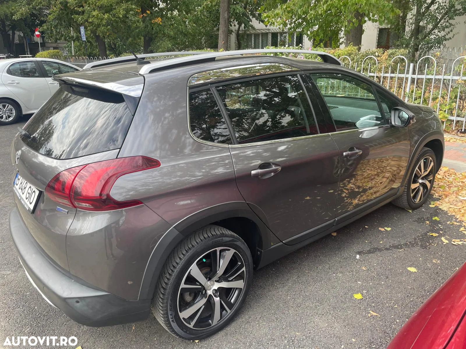 Peugeot 2008 PureTech 130 Stop&Start Allure - 5