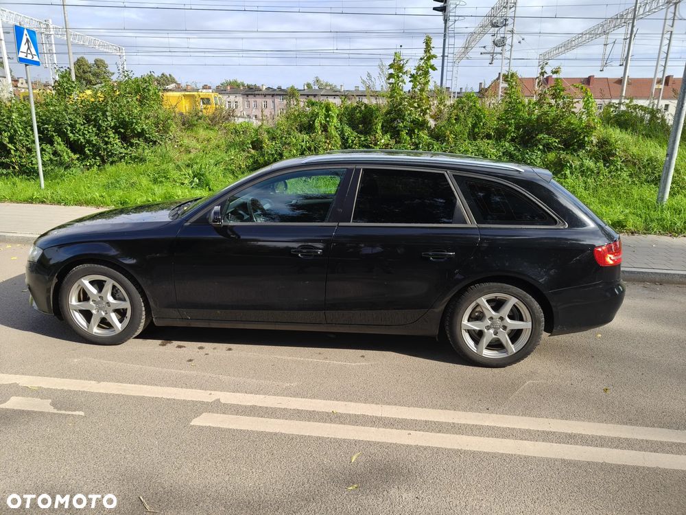 Audi A4 Avant - 6