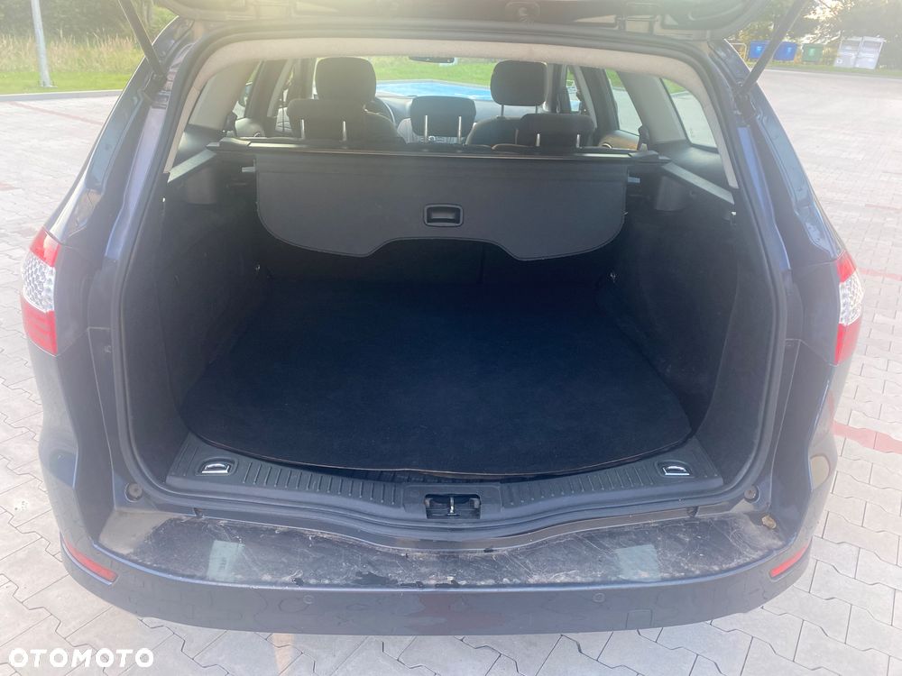 Ford Mondeo Turnier 2.0 TDCi Ambiente - 10