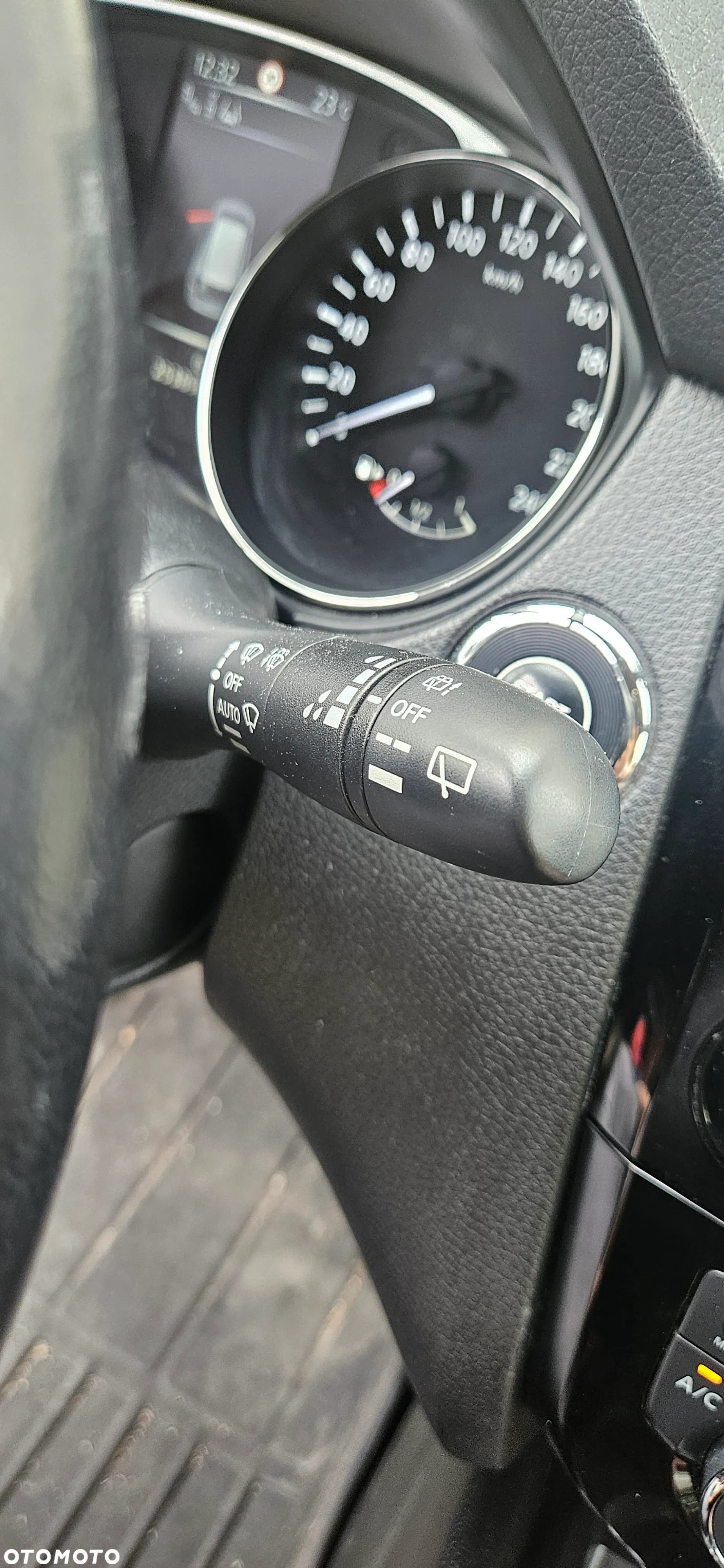 Nissan X-Trail 1.6 dCi ALL-MODE 4x4i Tekna - 28