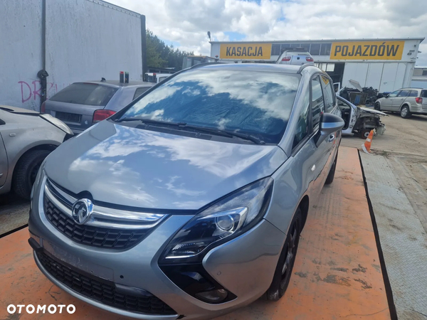 Opel ZAFIRA TOURER C 2013- Silnik 2.0 CDTi A20DTH 165KM/121kW Z179 na części drzwi klapa zderzak