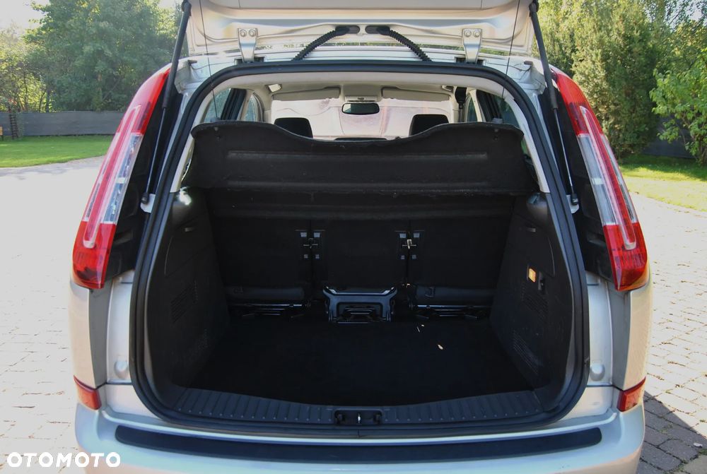 Ford C-MAX 1.8 Titanium - 12