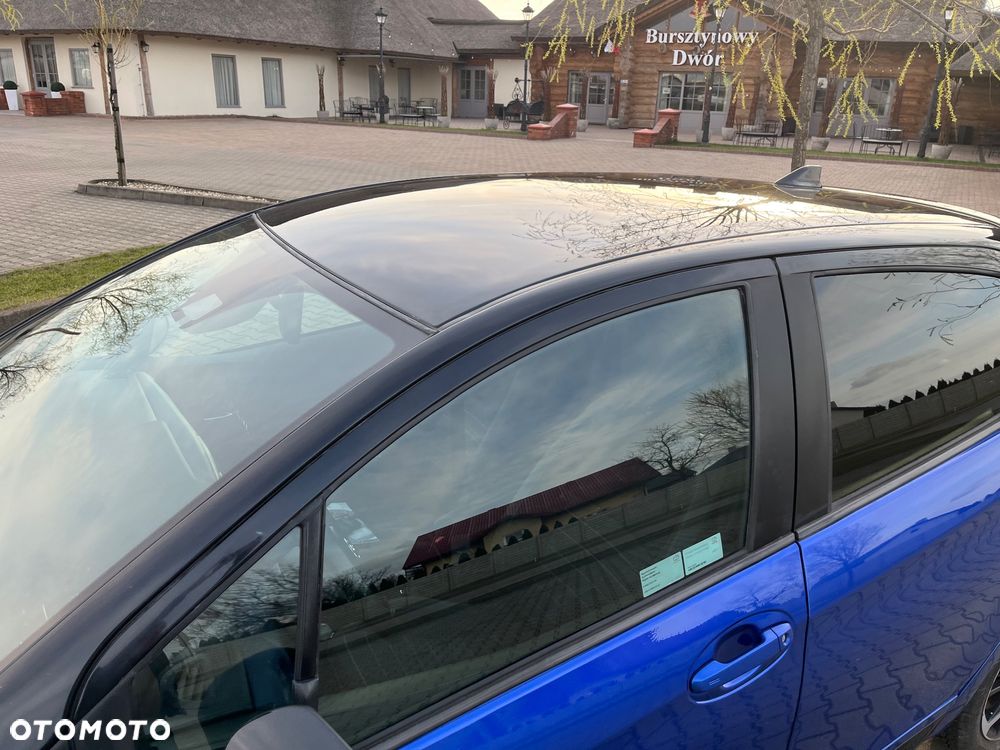 Toyota Yaris Hybrid 100 Selection - 20