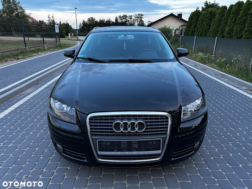 Audi A3 Sportback 2.0 TDI DPF Attraction - 2