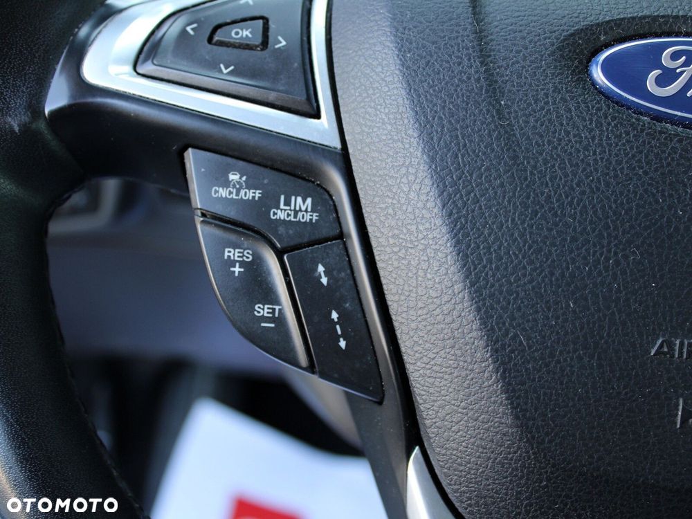 Ford Mondeo 2.0 EcoBlue Executive Plus - 25