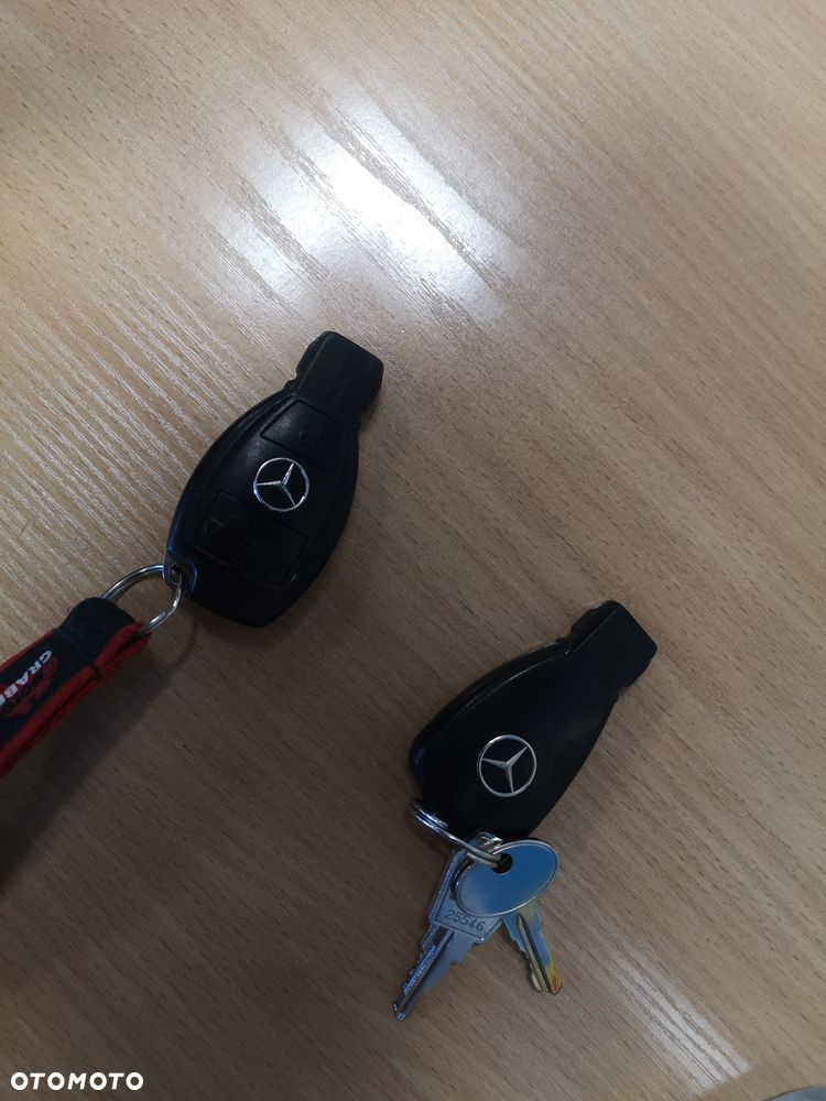 Mercedes-Benz VITO - 7