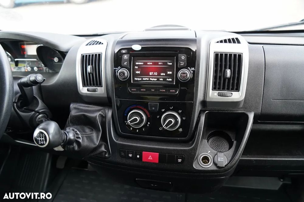 Fiat DUCATO / CONTAINER / 750 KG LIFT / GVWR: 3500 KG / MANUAL / 2016 - 28