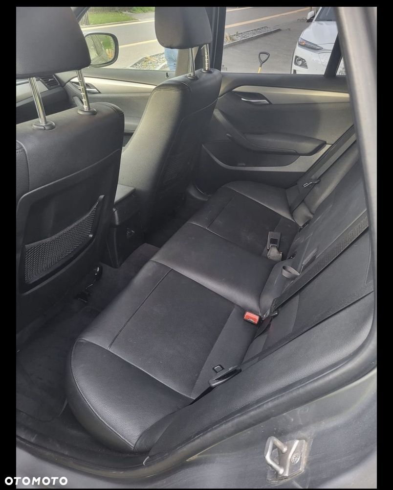 BMW X1 xDrive28i Sport Line - 7