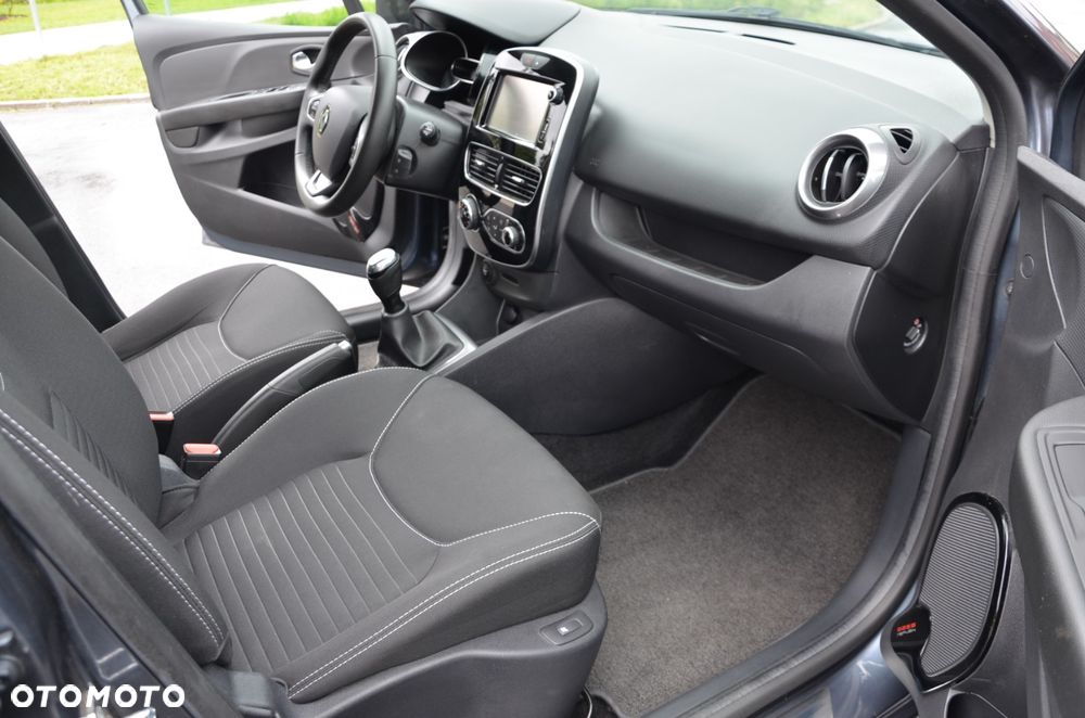 Renault Clio - 33
