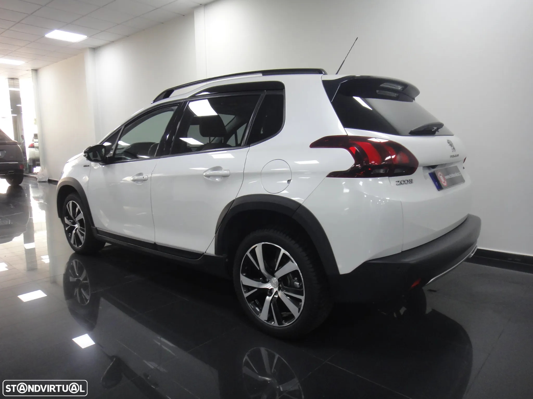 Peugeot 2008 1.2 PureTech GT Line EAT6 - 6