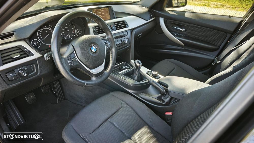 BMW 318 d Line Modern - 24