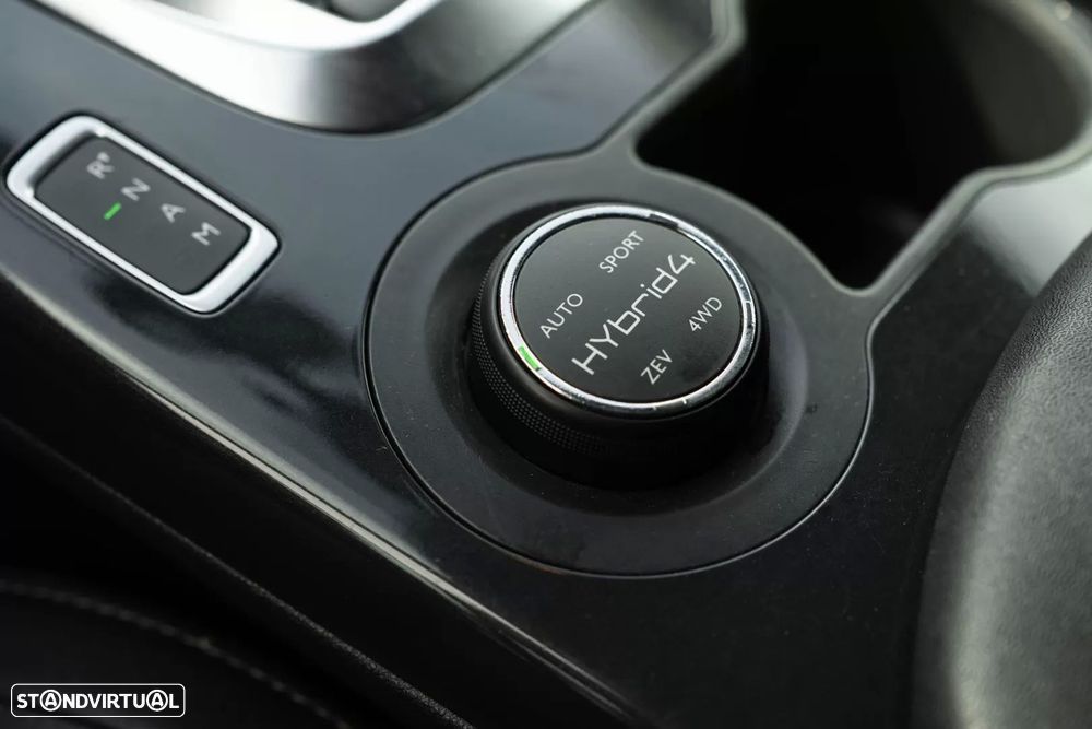 Peugeot 3008 2.0 HDi Hybrid4 - 15