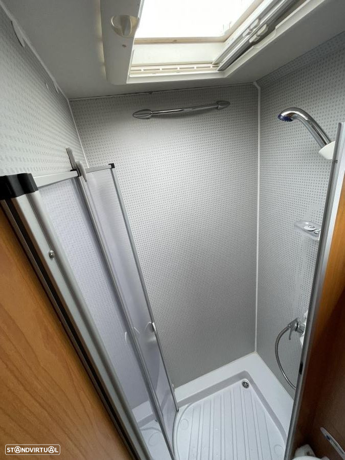 Autostar Auros 80 Distinction 2.3 MJ cama francesa - 36