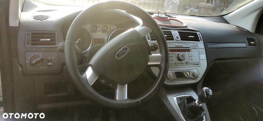 Ford Kuga 2.0 TDCi Titanium FWD - 2