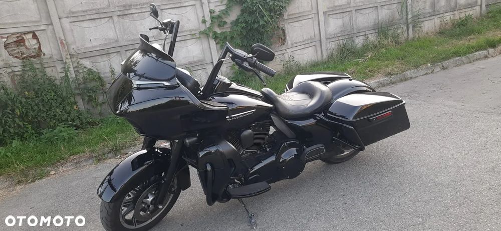 Harley-Davidson Touring Road Glide - 6