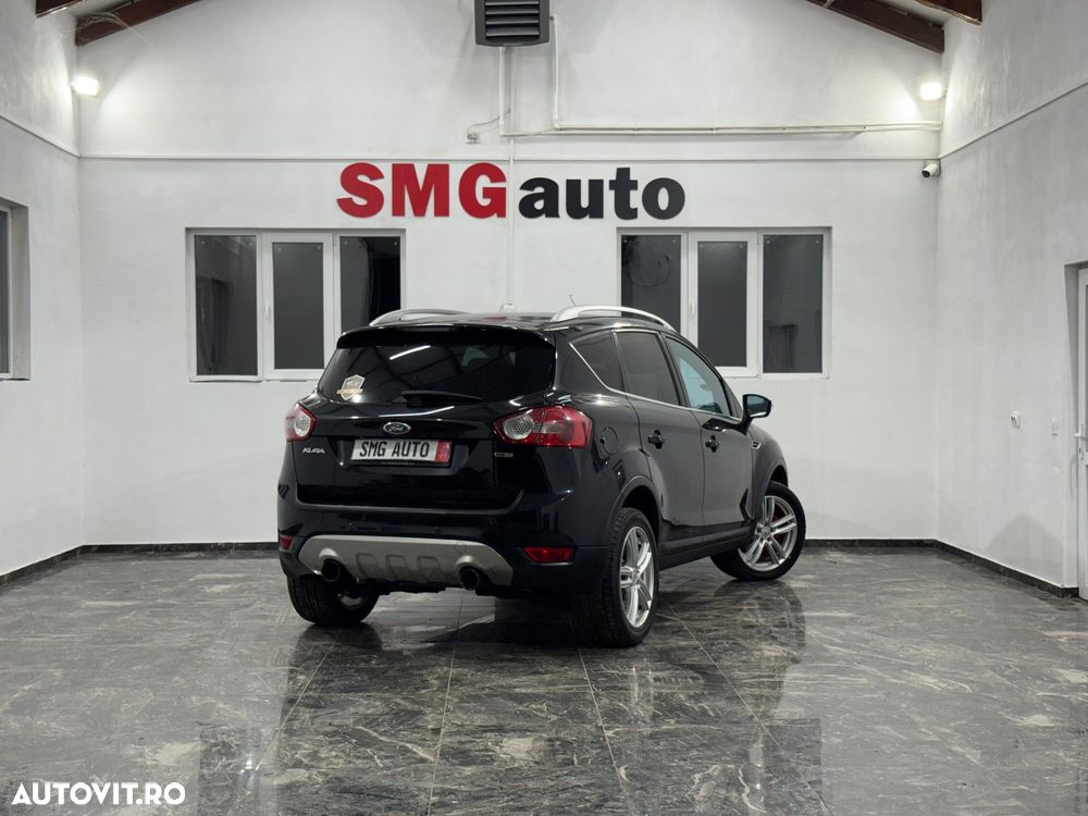 Ford Kuga 2.0 TDCi 4WD Powershift Titanium - 4