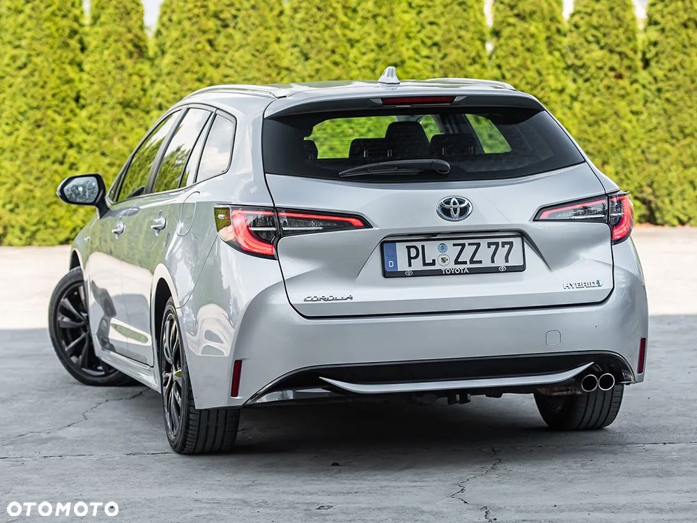 Toyota Corolla 2.0 Hybrid Trek - 8