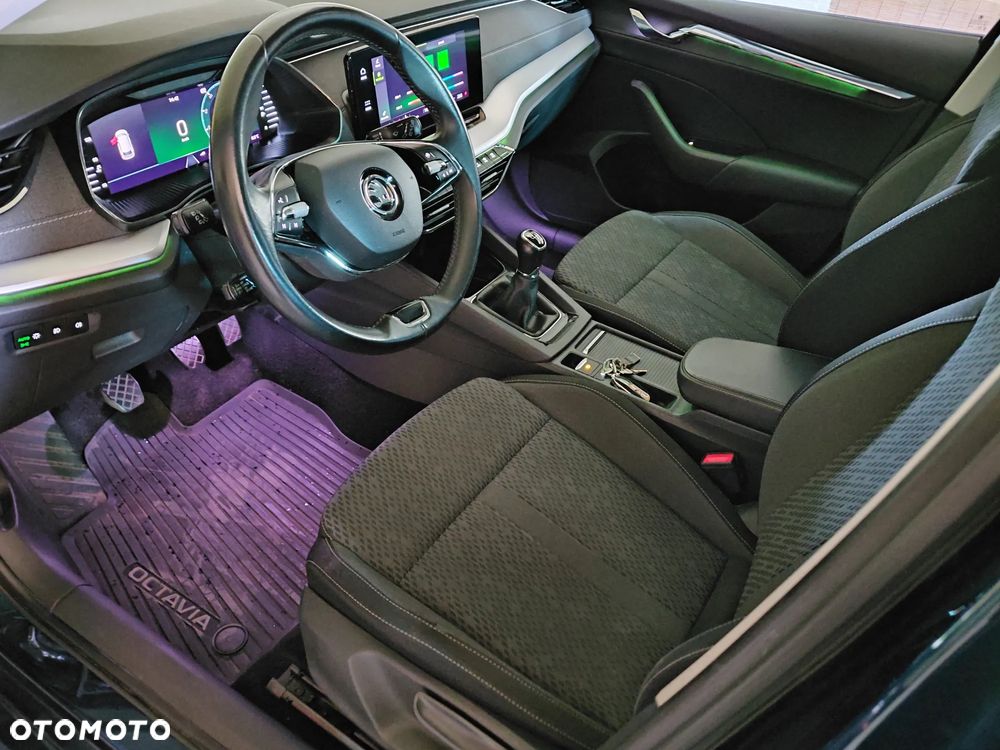 Skoda Octavia 1.5 TSI ACT Style - 33