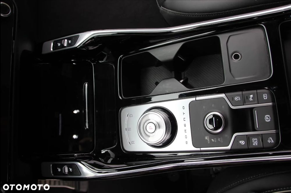 Kia Sorento - 13