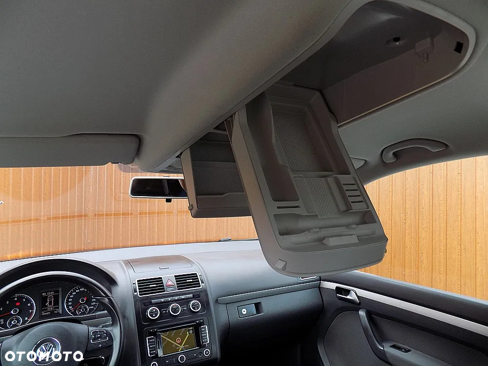 Volkswagen Touran 1.2 TSI Trendline - 15