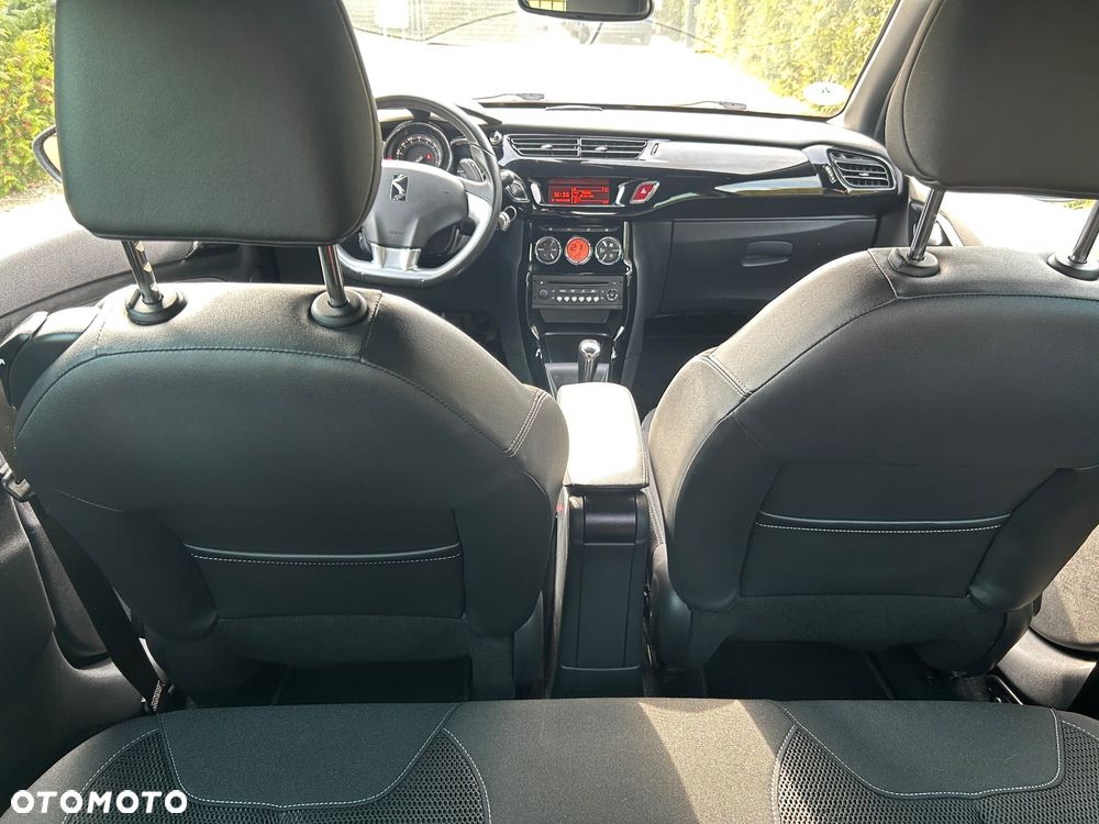 Citroën DS3 PureTech 82 Stop & Start ETG SoChic - 11