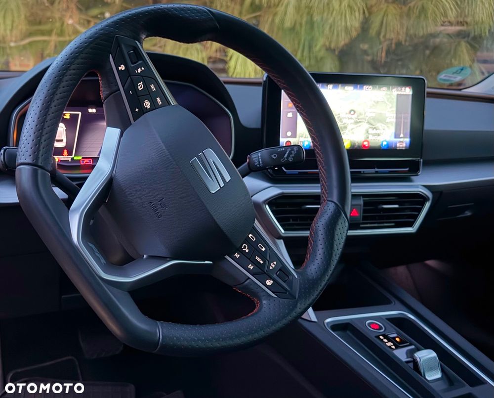 Seat Leon 1.5 e-Hybrid DSG FR Black Edition - 6