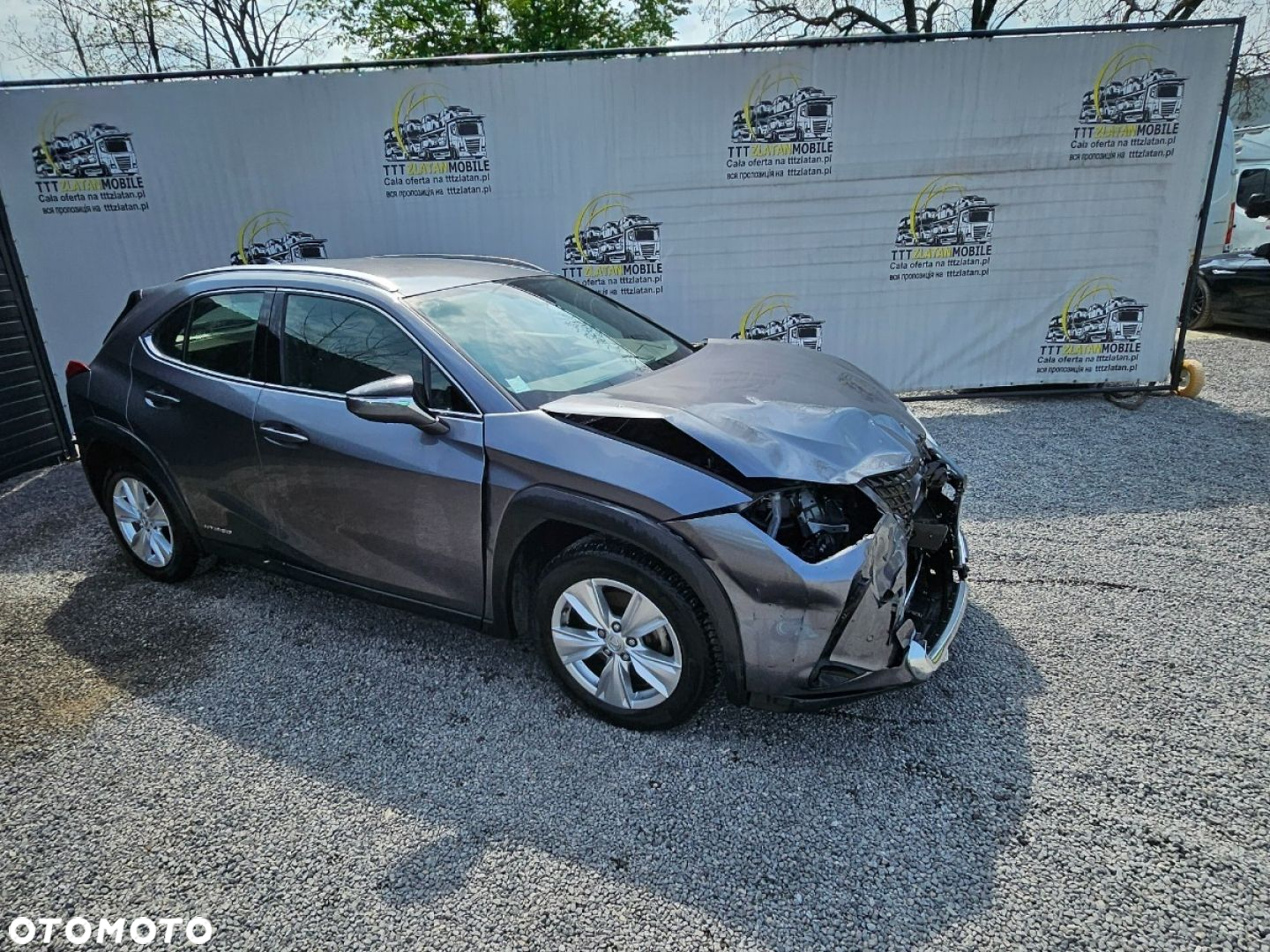 Lexus UX - 8