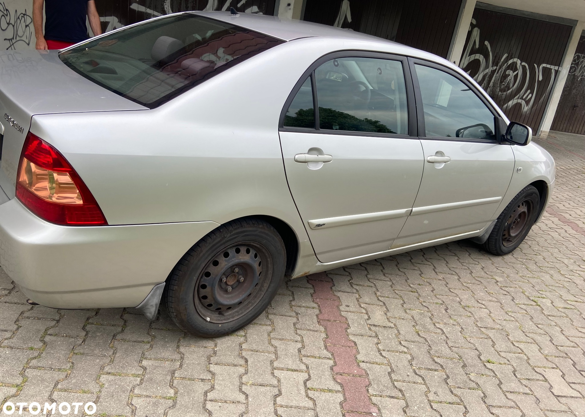 Toyota Corolla - 2