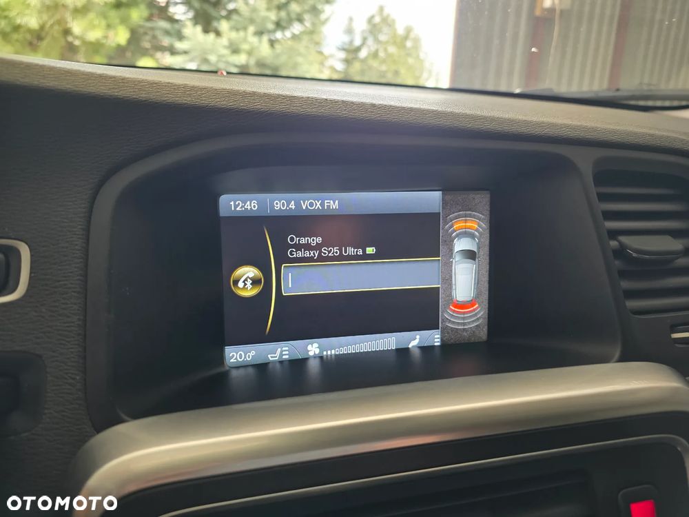 Volvo V60 D4 Geartronic Momentum - 32