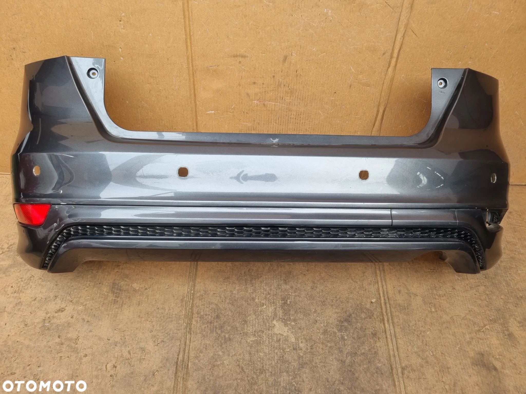 FORD FOCUS MK3 LIFT ST LINE HB ZDERZAK TYŁ TYLNY - 1