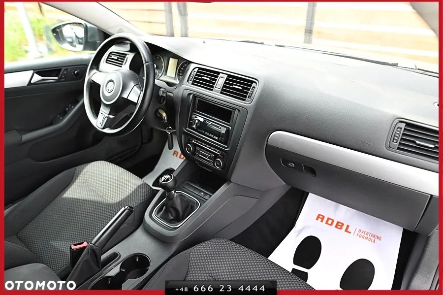 Volkswagen Jetta 1.2 TSI BlueMotion Technology Comfortline - 15