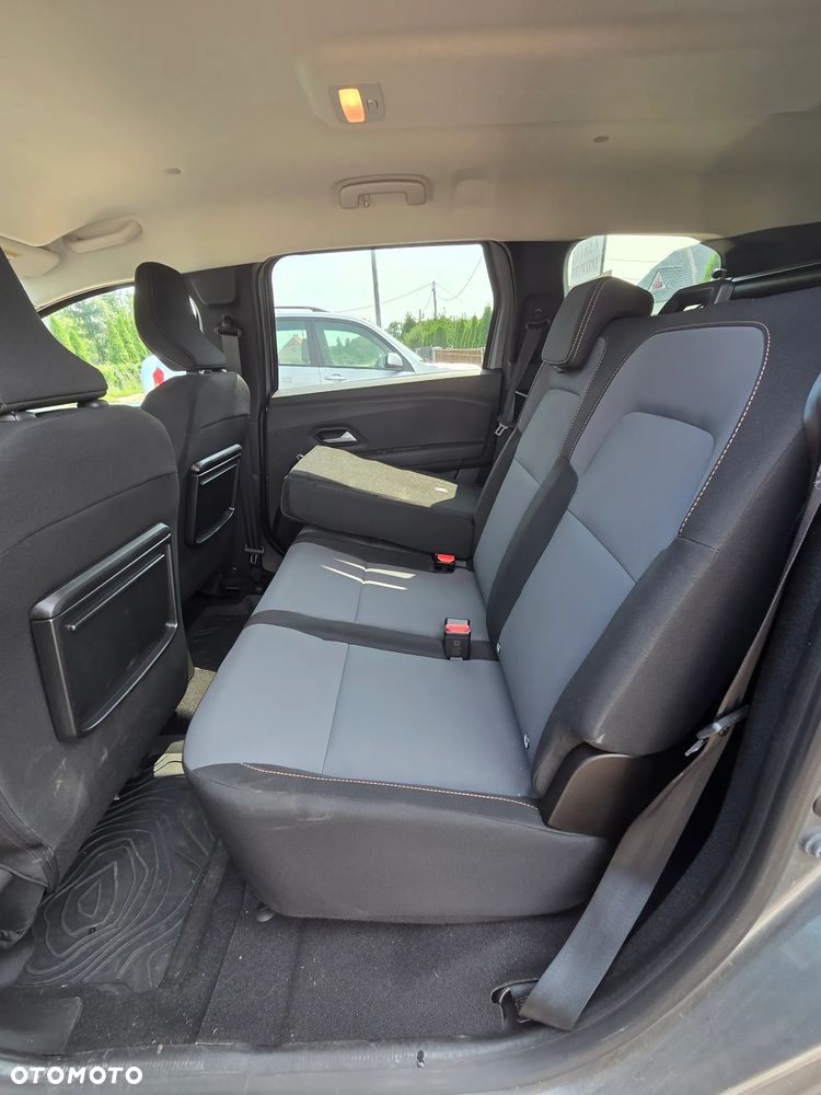 Dacia Jogger TCe 110 (7-Sitzer) Essential - 17