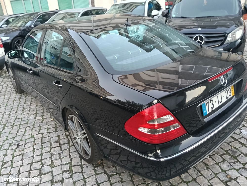 Mercedes-Benz E 320 - 2