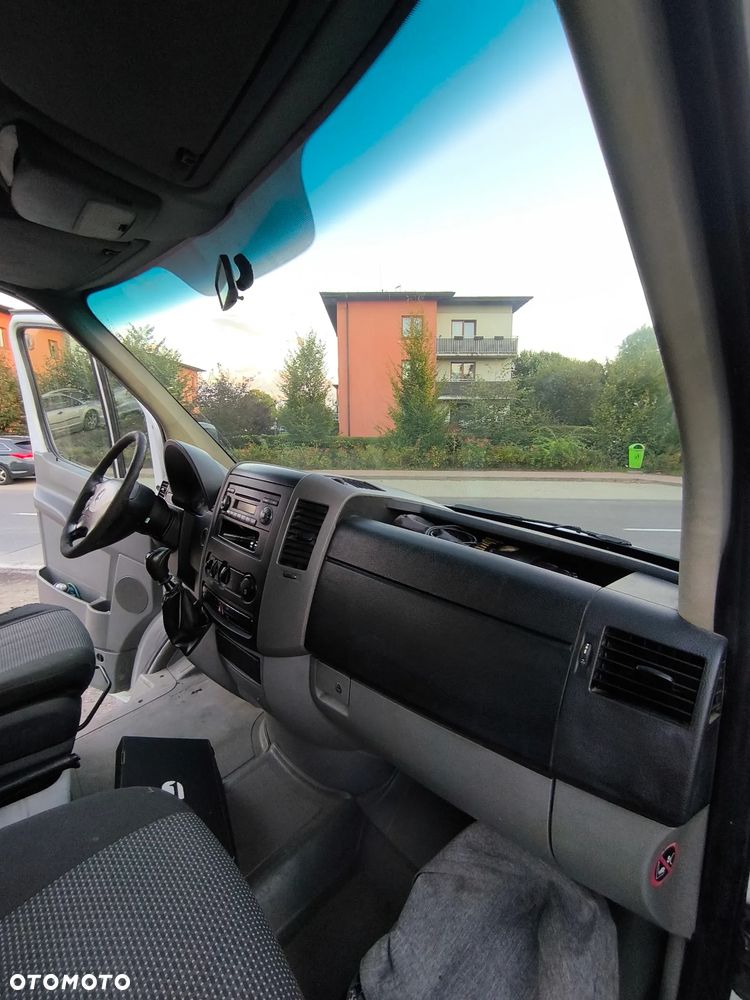 Mercedes-Benz Sprinter - 15