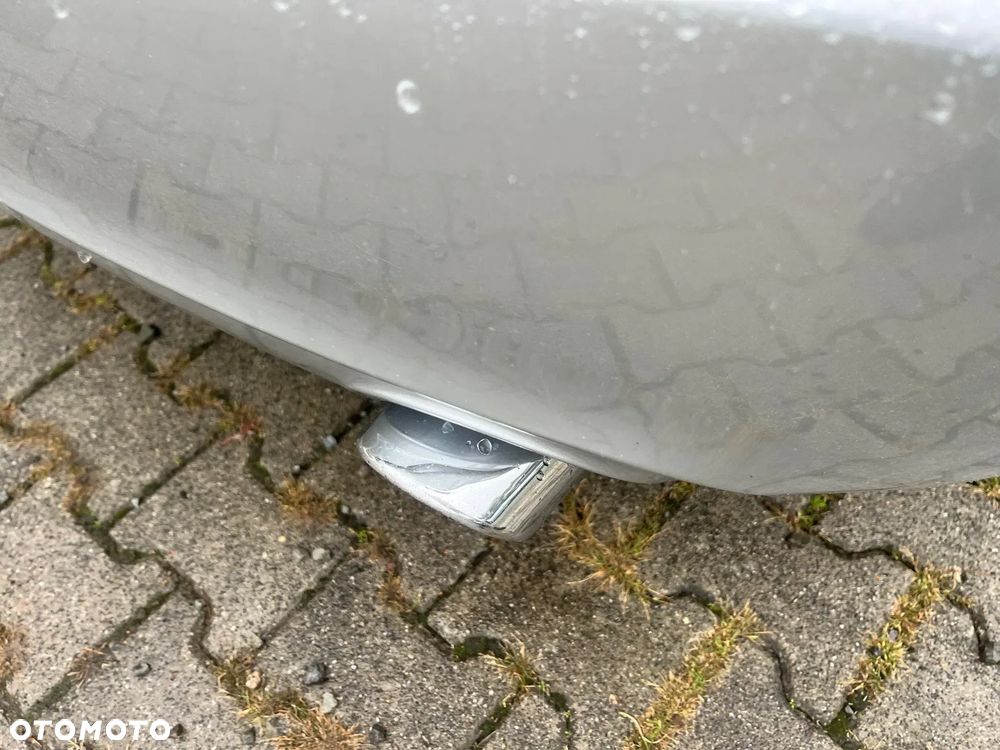 Audi A6 Limousine 2.4 - 32
