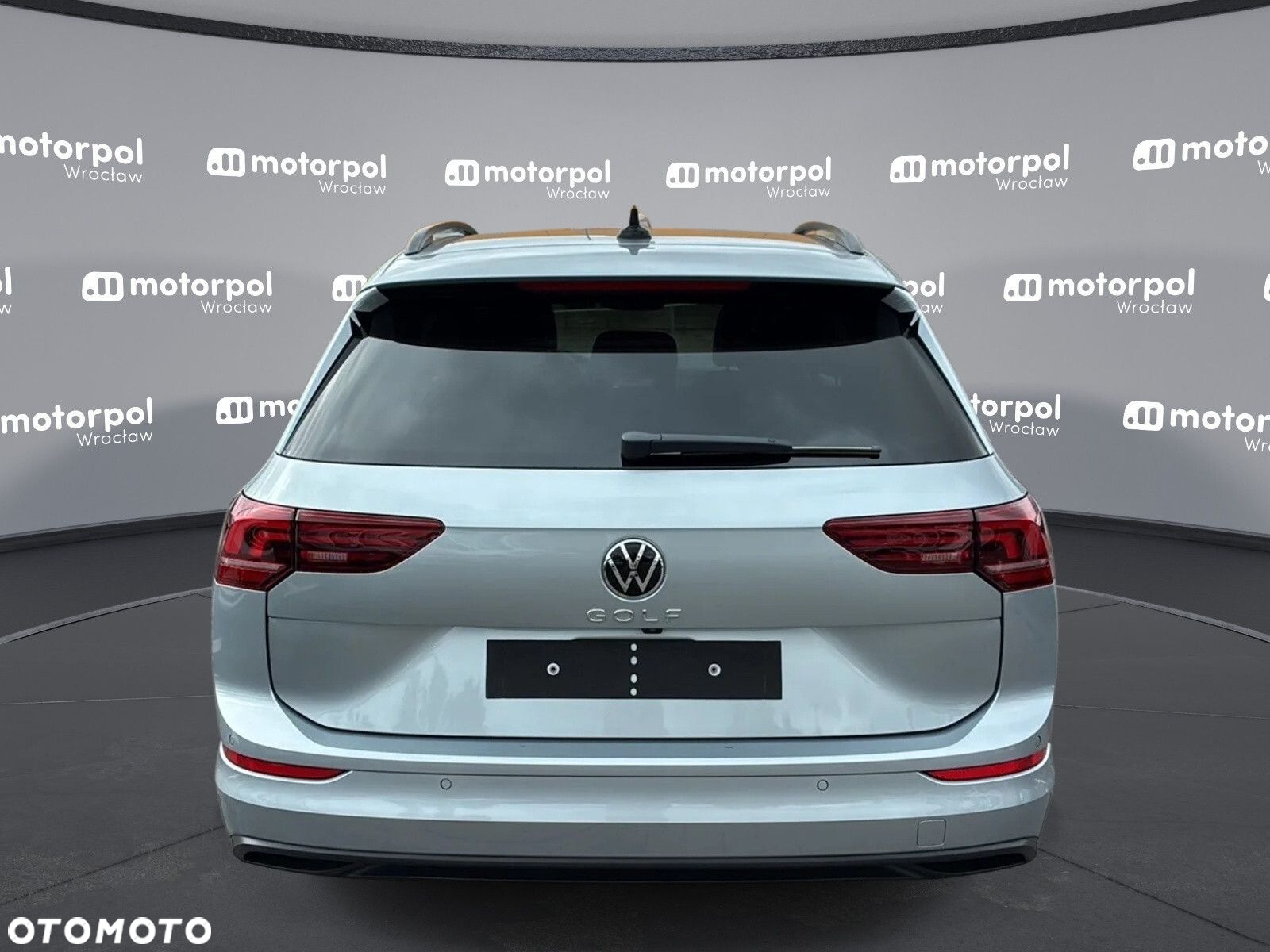Volkswagen Golf - 9