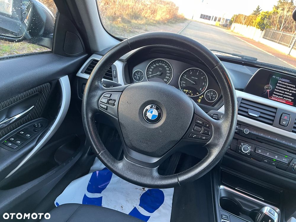 BMW Seria 3 318d Blue Performance Modern Line - 16