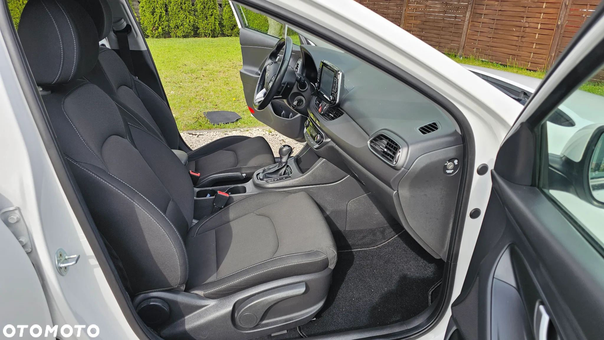 Hyundai i30 1.4 T-GDI DCT Fastback Premium - 9