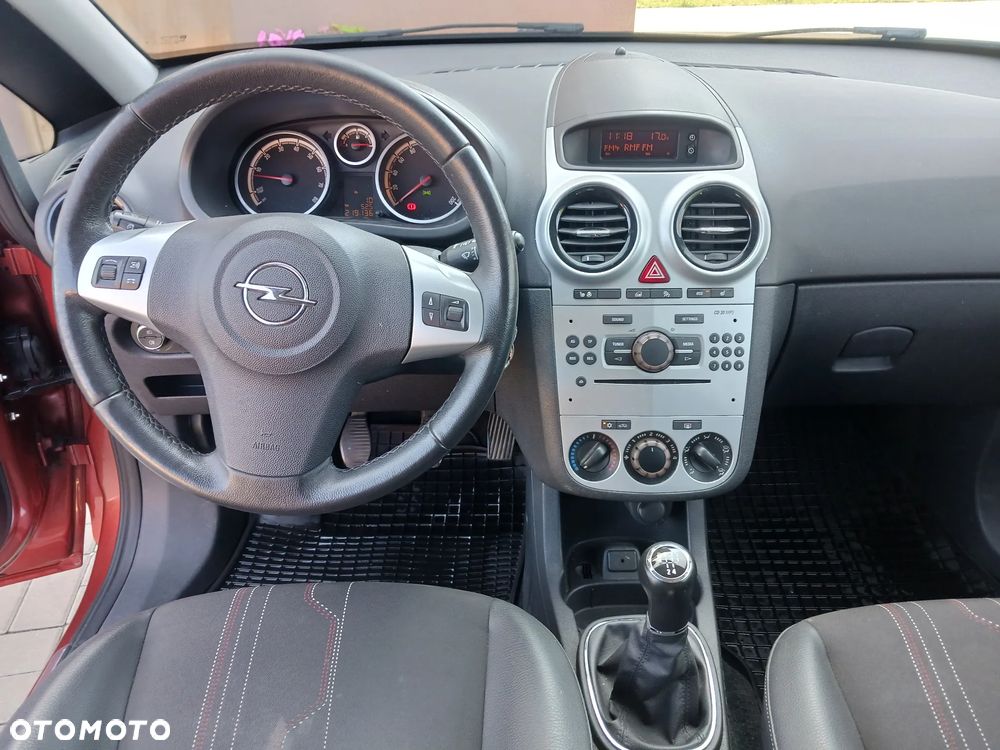 Opel Corsa 1.4 16V 150 Jahre - 6