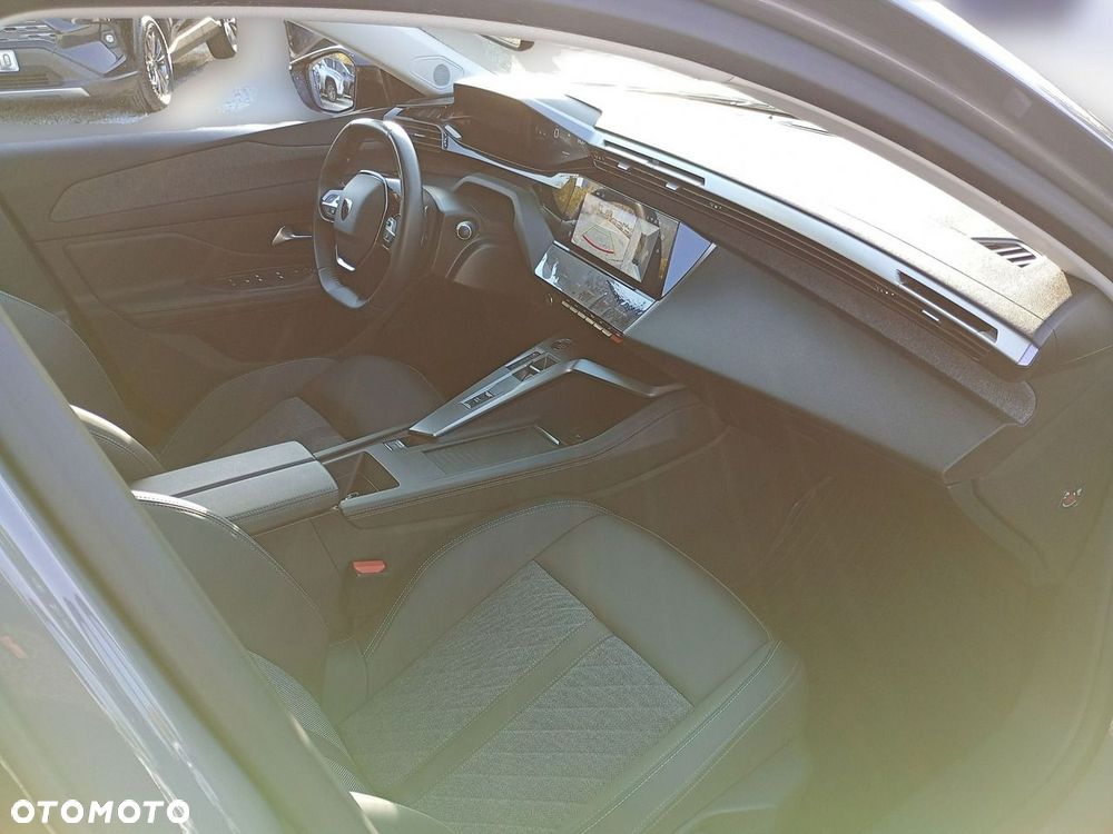 Peugeot 408 1.2 PureTech Allure S&S EAT8 - 26