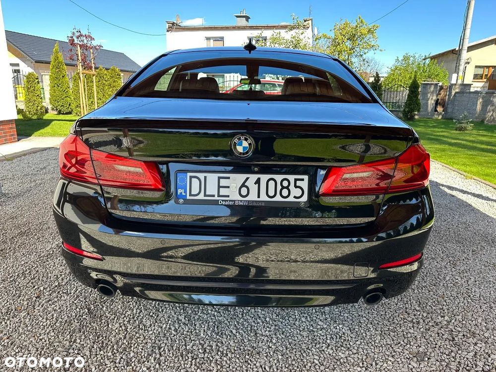 BMW Seria 5 520d Sport Line - 18