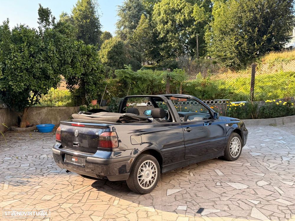 VW Golf 1.6i Highline - 10