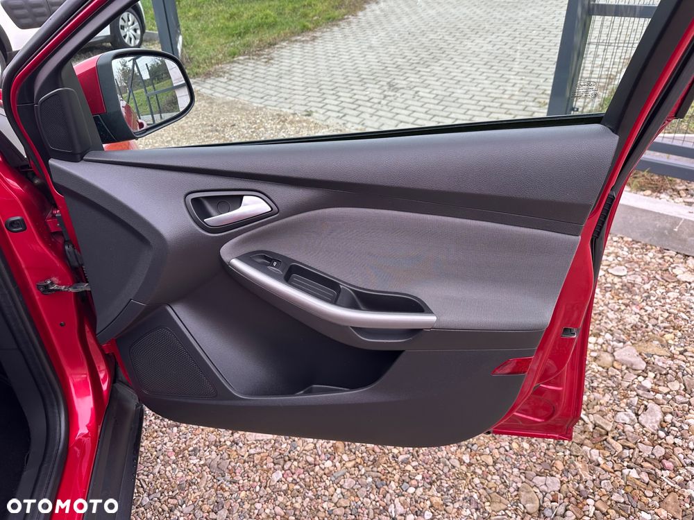 Ford Focus 1.6 TI-VCT Champions Edition - 24