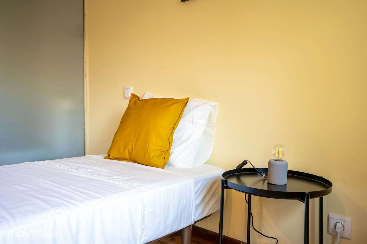 Quarto em Rua do Campo Alegre, Porto - Grande imagem: 5/19