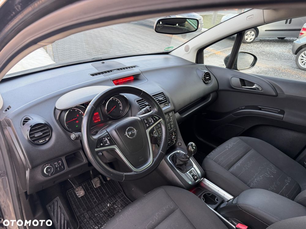 Opel Meriva - 22