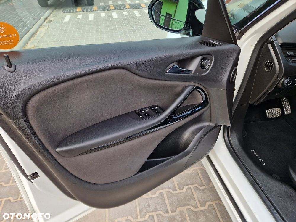 Opel Zafira - 16