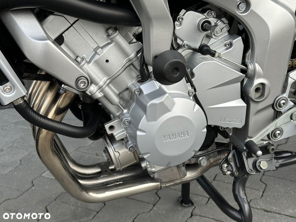 Yamaha FZ6 - 38