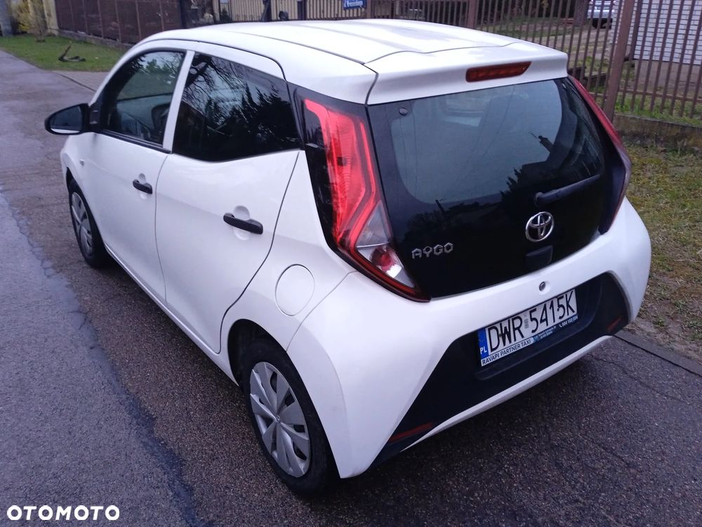 Toyota Aygo 1.0 VVT-i Color Edition - 4